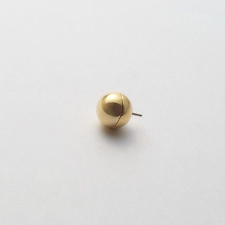 10mm sphere pierce (gold)
