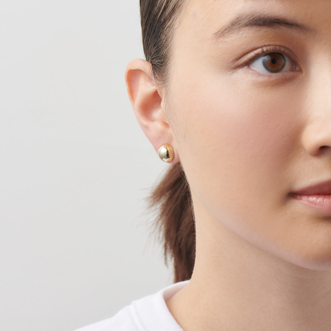 10mm sphere pierce (gold)