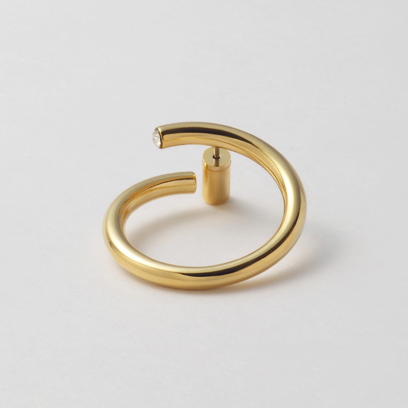 big circle pierce (gold)