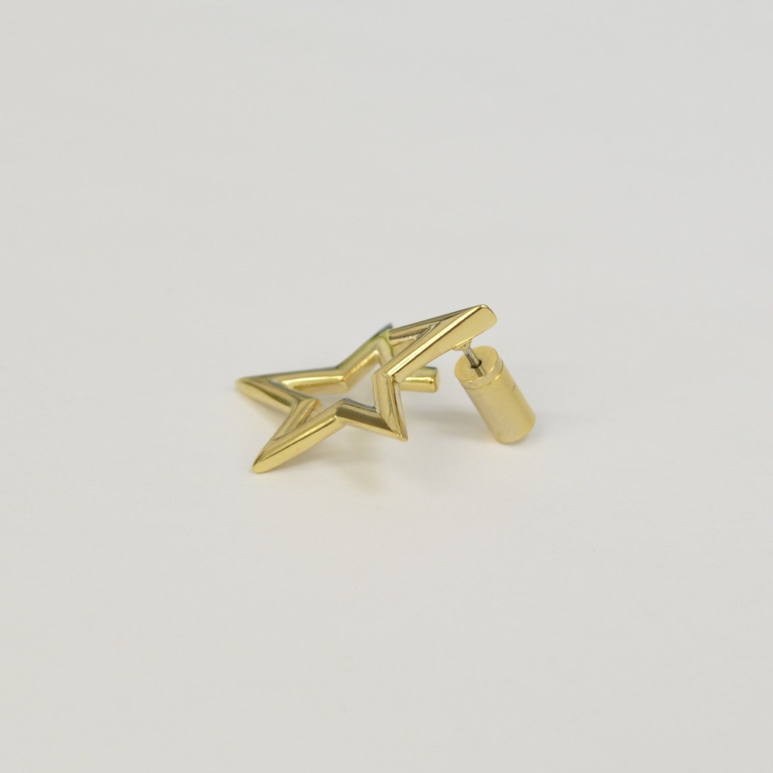 Star openwork pierce (gold)