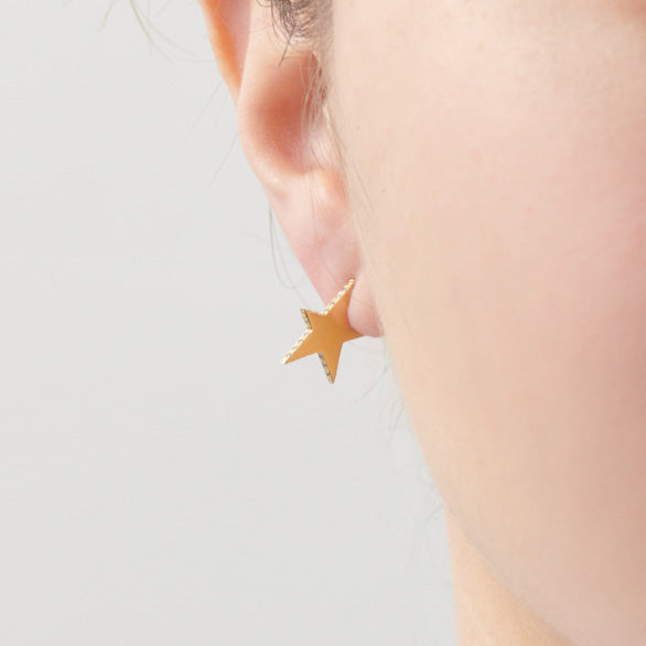 Tiny star line stone pierce (gold / cubic zirconia / shine gold tube clasp)