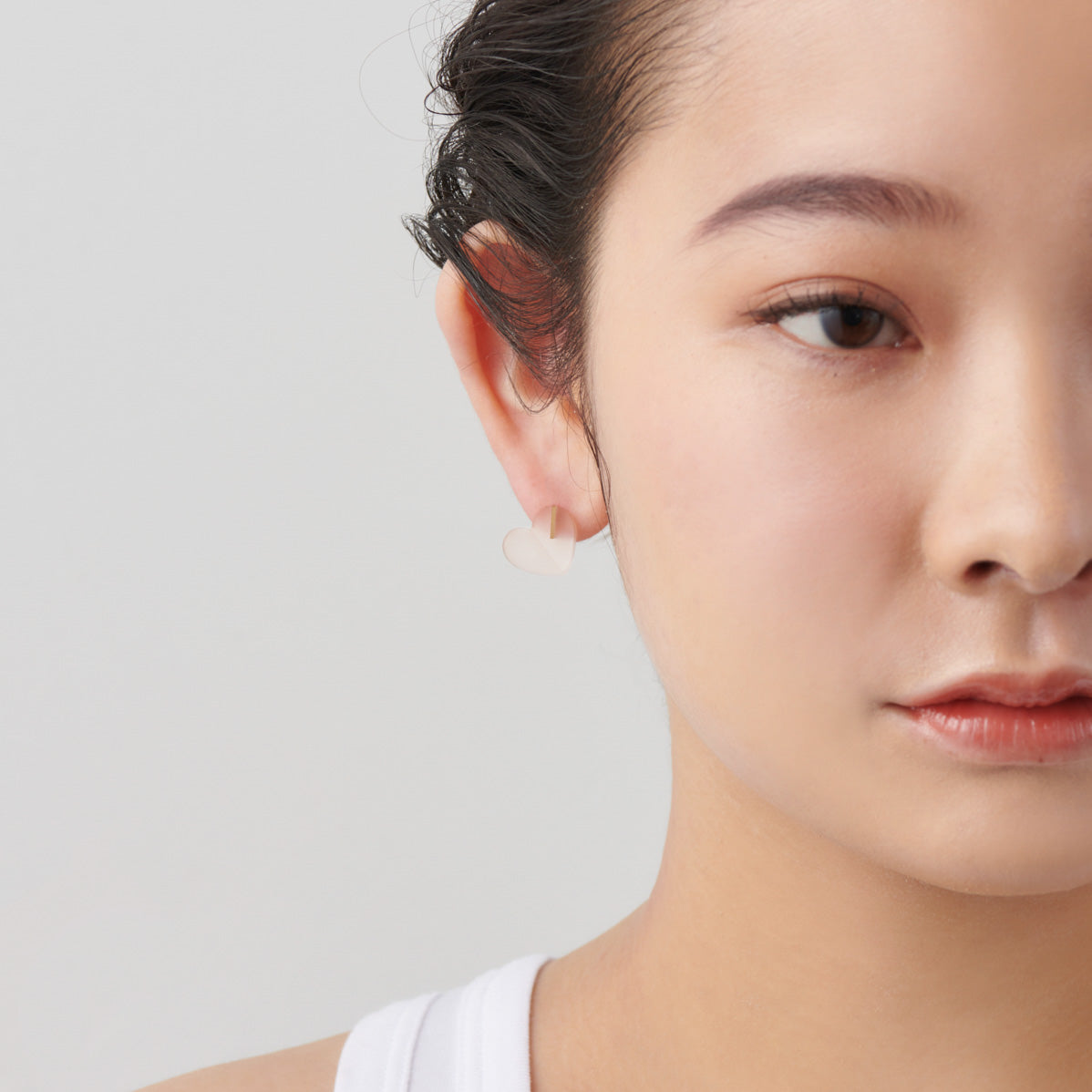 Heart pierced earring (Rose quartz / K10 post)