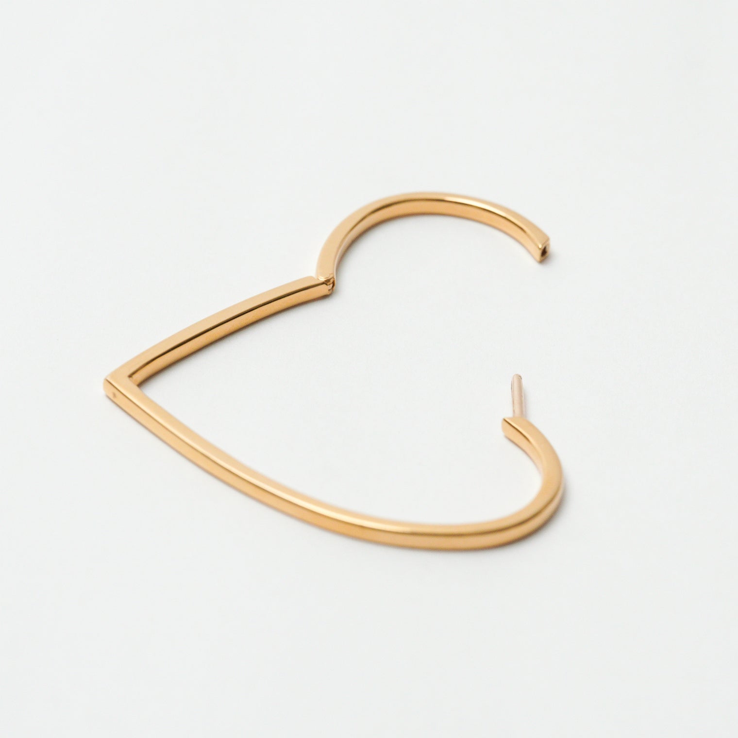 Hoop heart pierced earring ( large / gold)