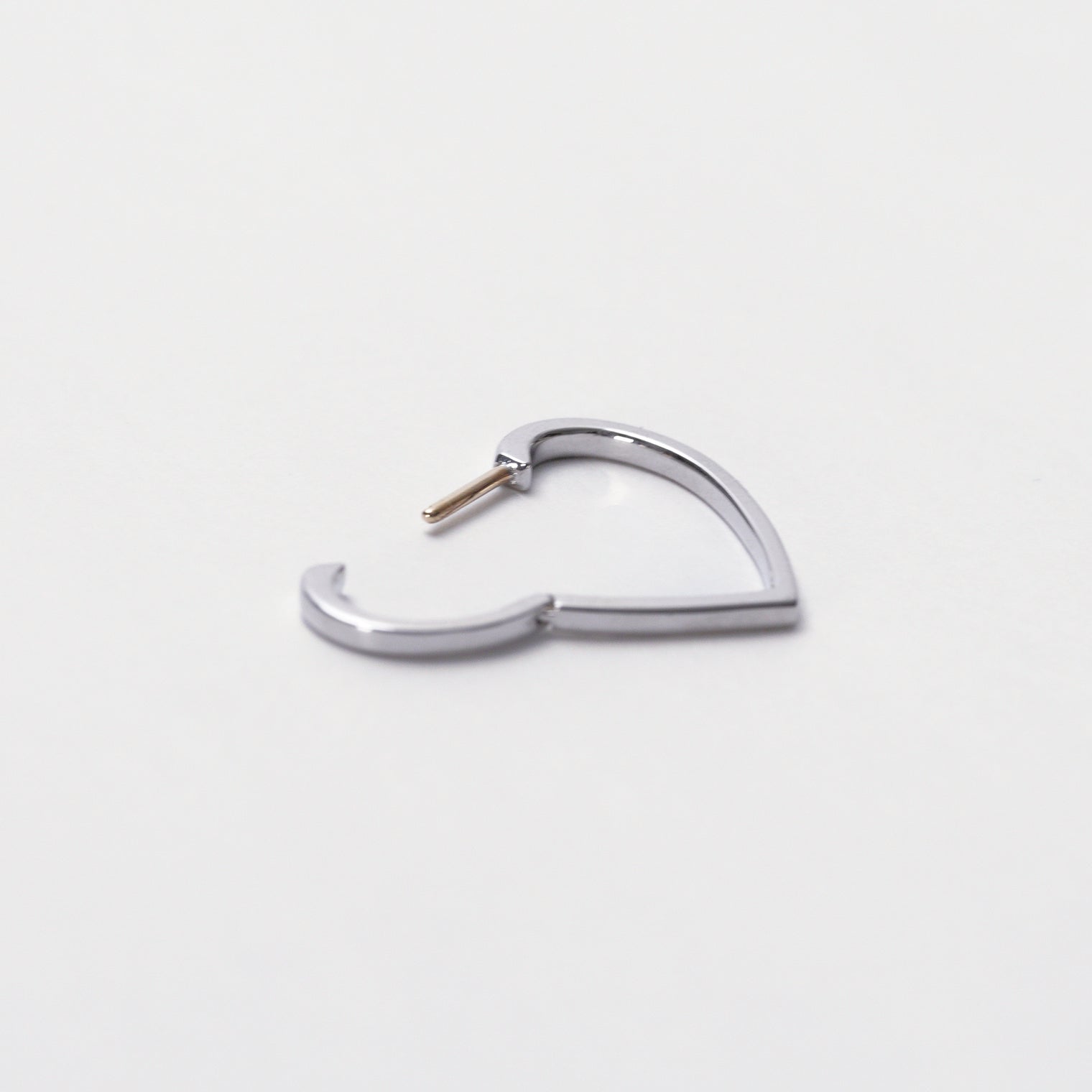 Hoop heart pierced earring (small / silver)