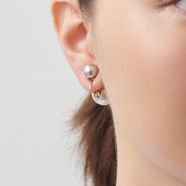 basic pearl rivets earring(light gray / white)