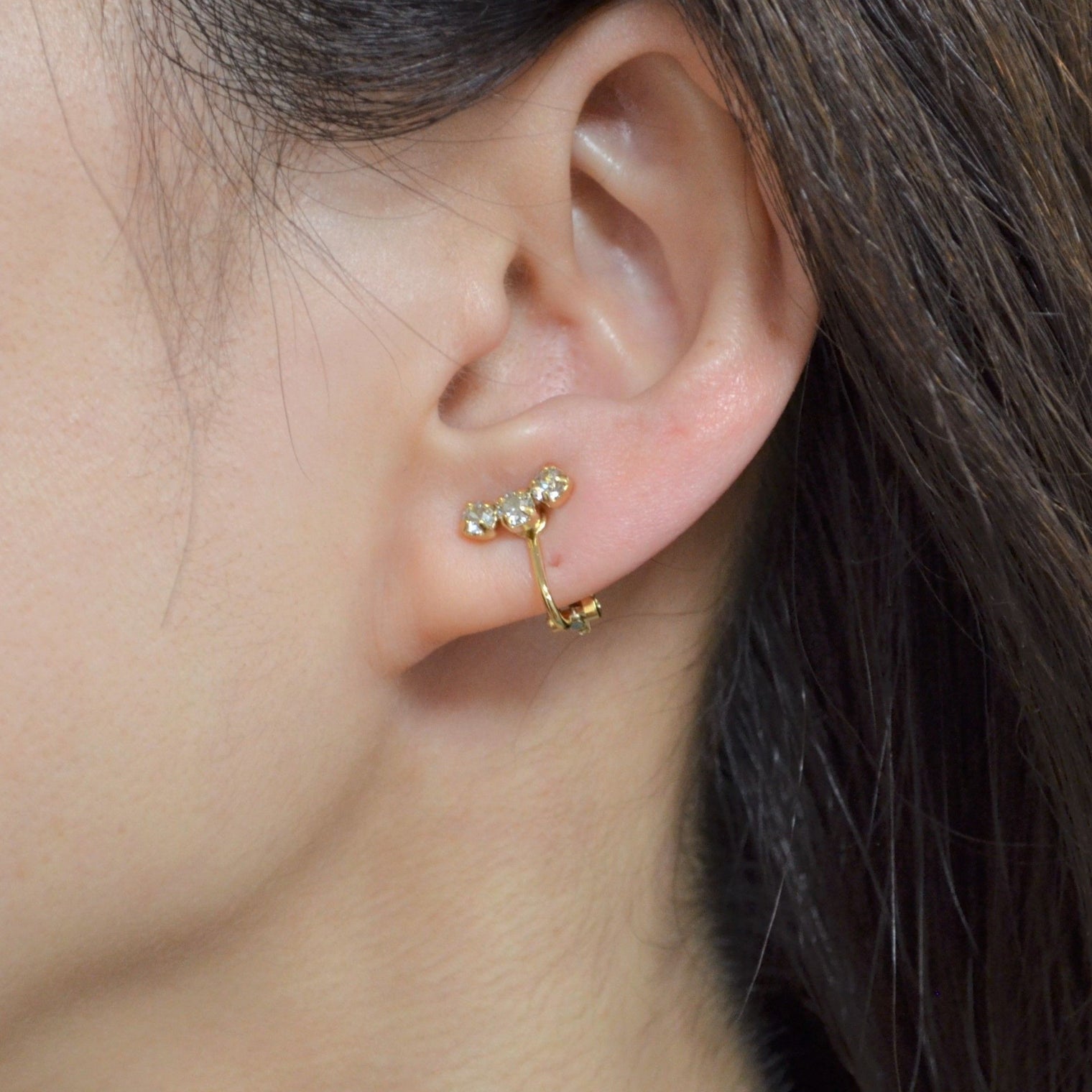 3 crystal glass, pearl earring