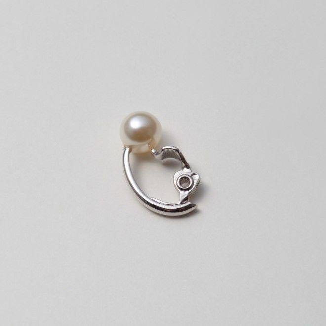 Silver line earring( 22㎜/8㎜ creamrose pearl/Silver )
