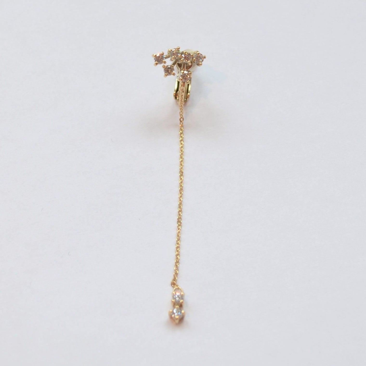 6 cubic zirconia top +2 cubic zirconia earring