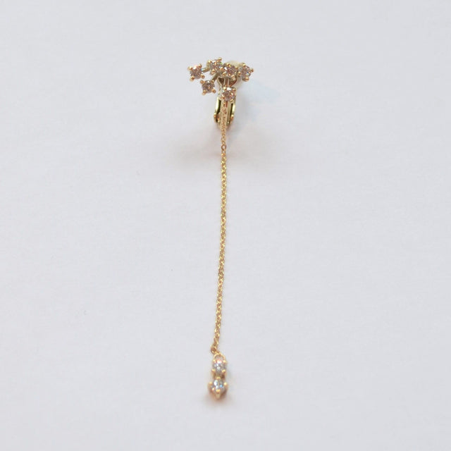 6 cubic zirconia top +2 cubic zirconia earring