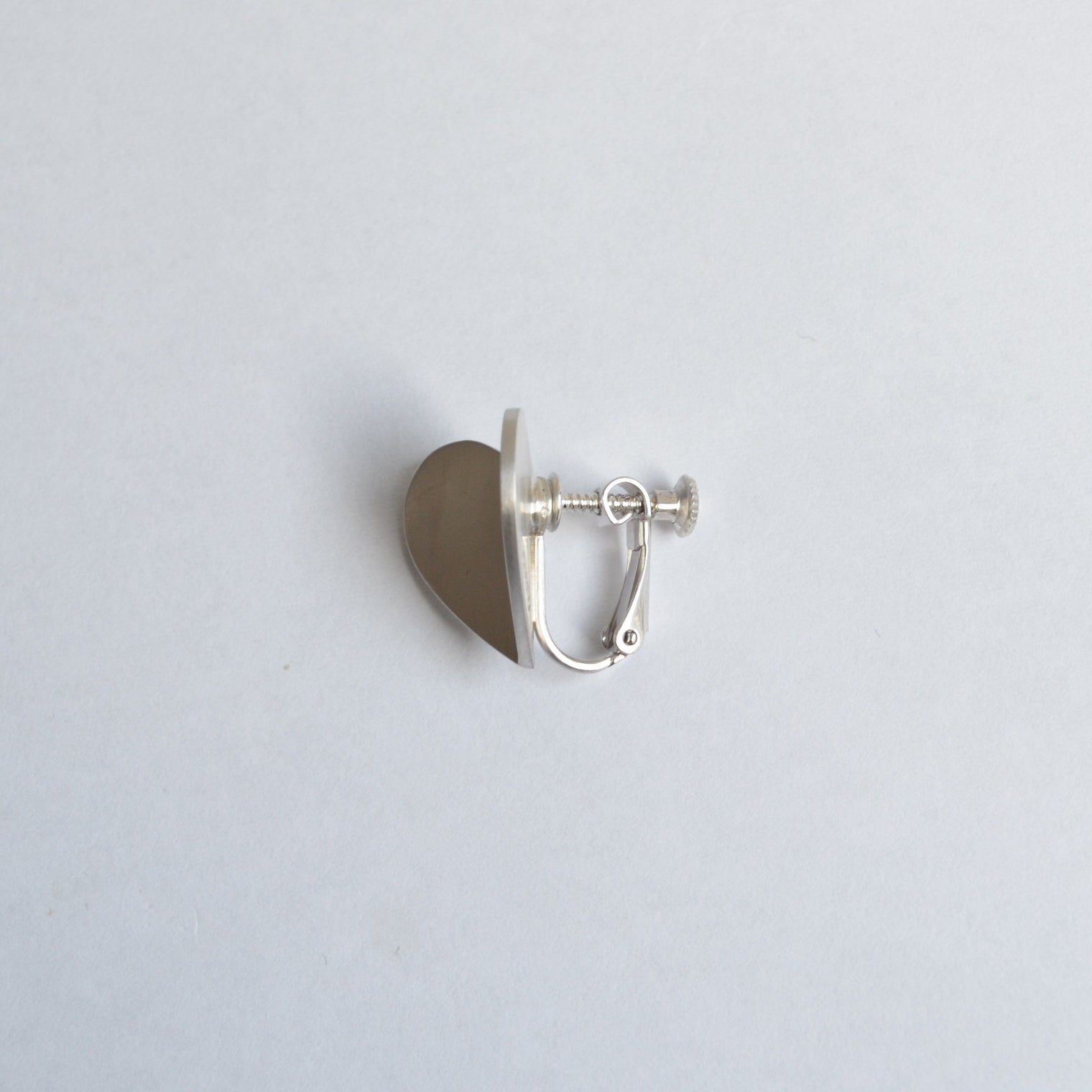 Middle heart earring