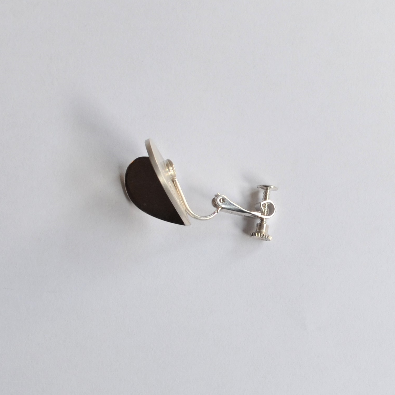 Middle heart earring