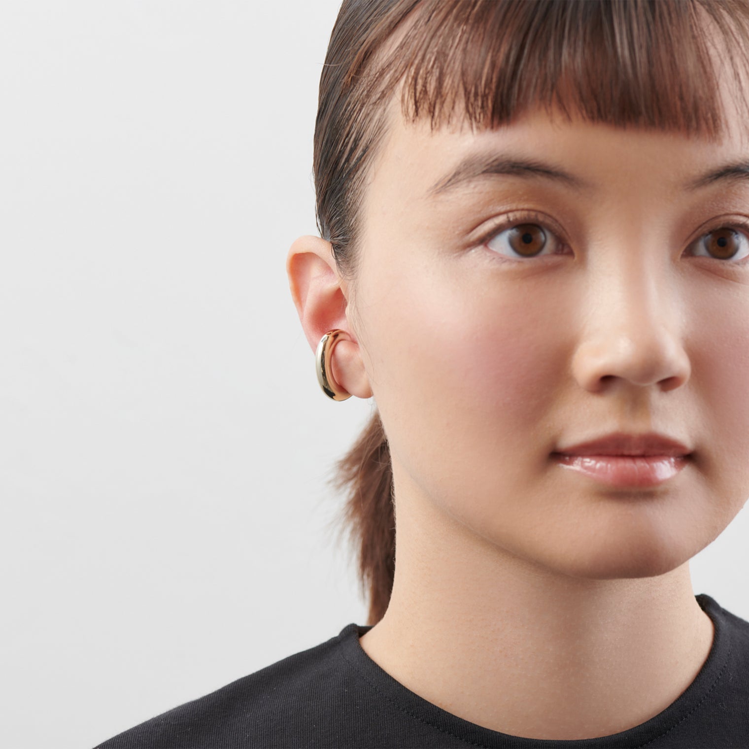 Voluminous line earring