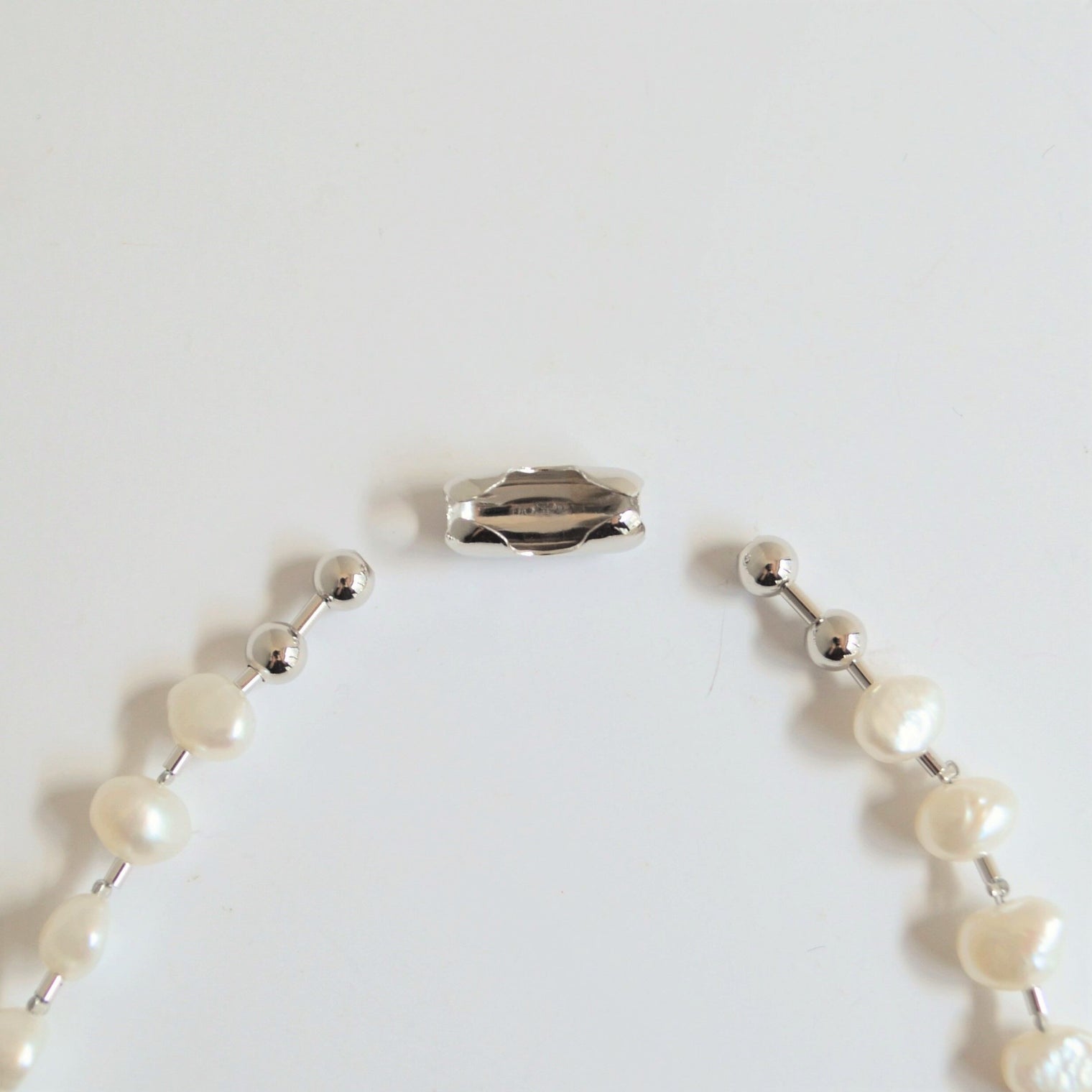 LIMITED COLLECTION 【Baroque pearl ball chain necklace (small / flat)】