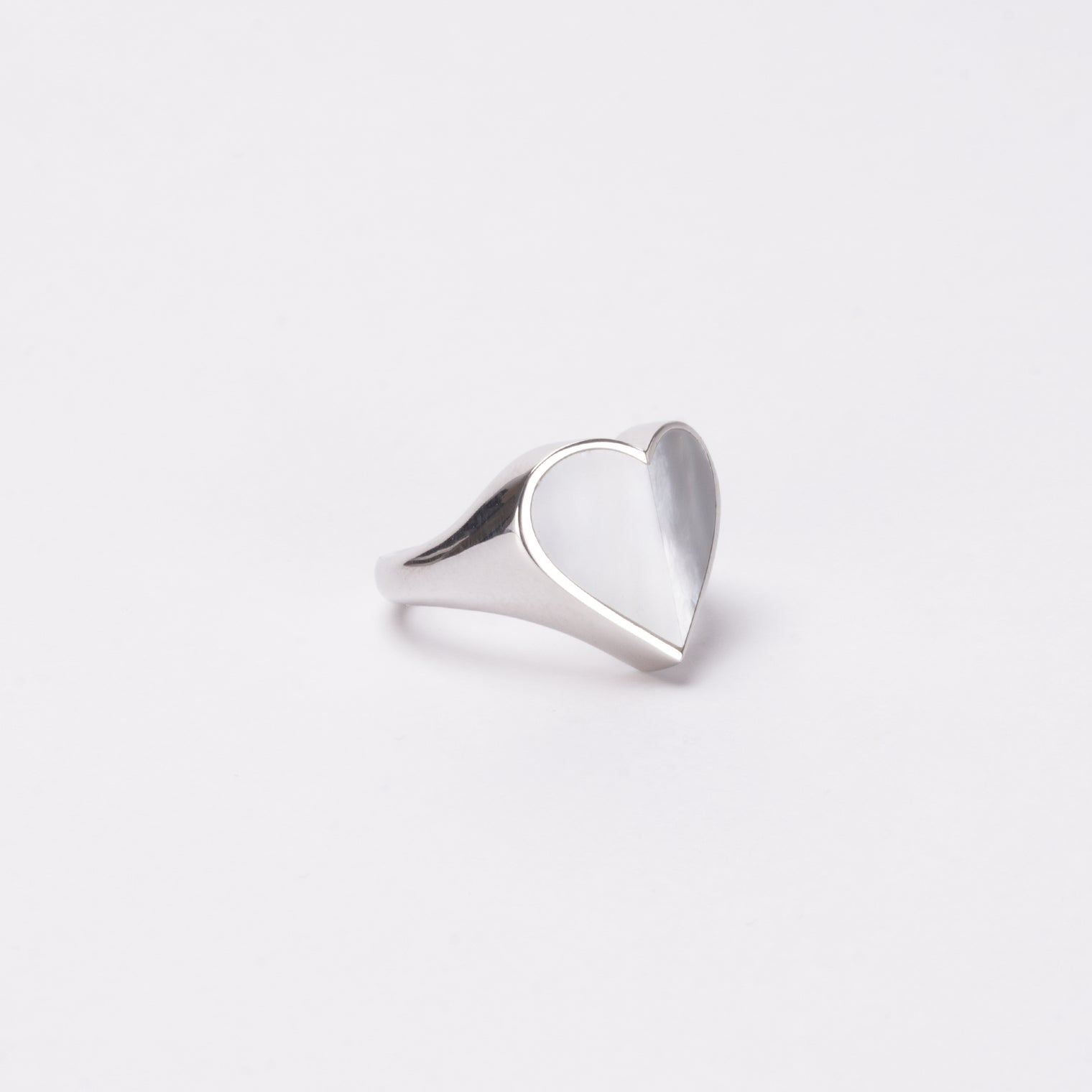 Heart ring (Mother of pearl)