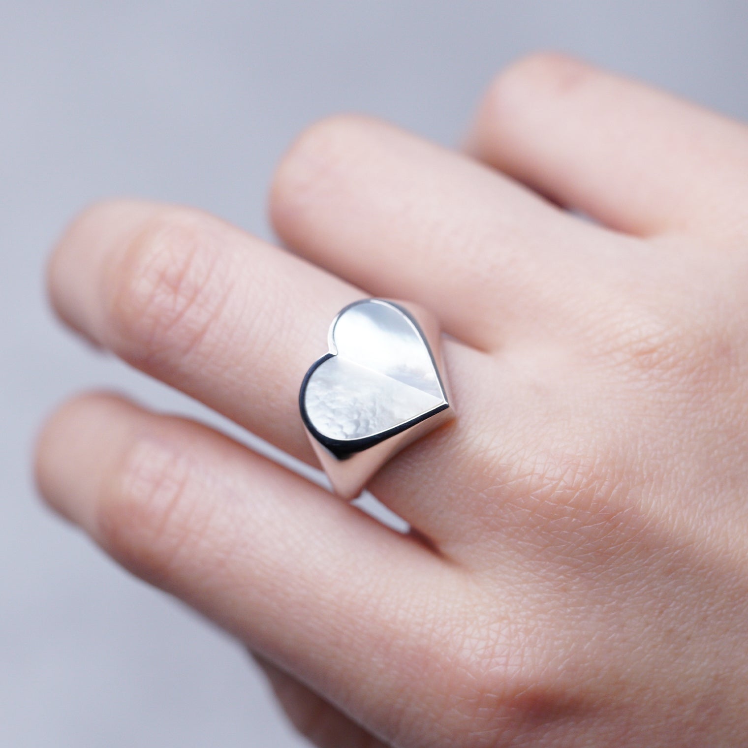 Heart ring (Mother of pearl)