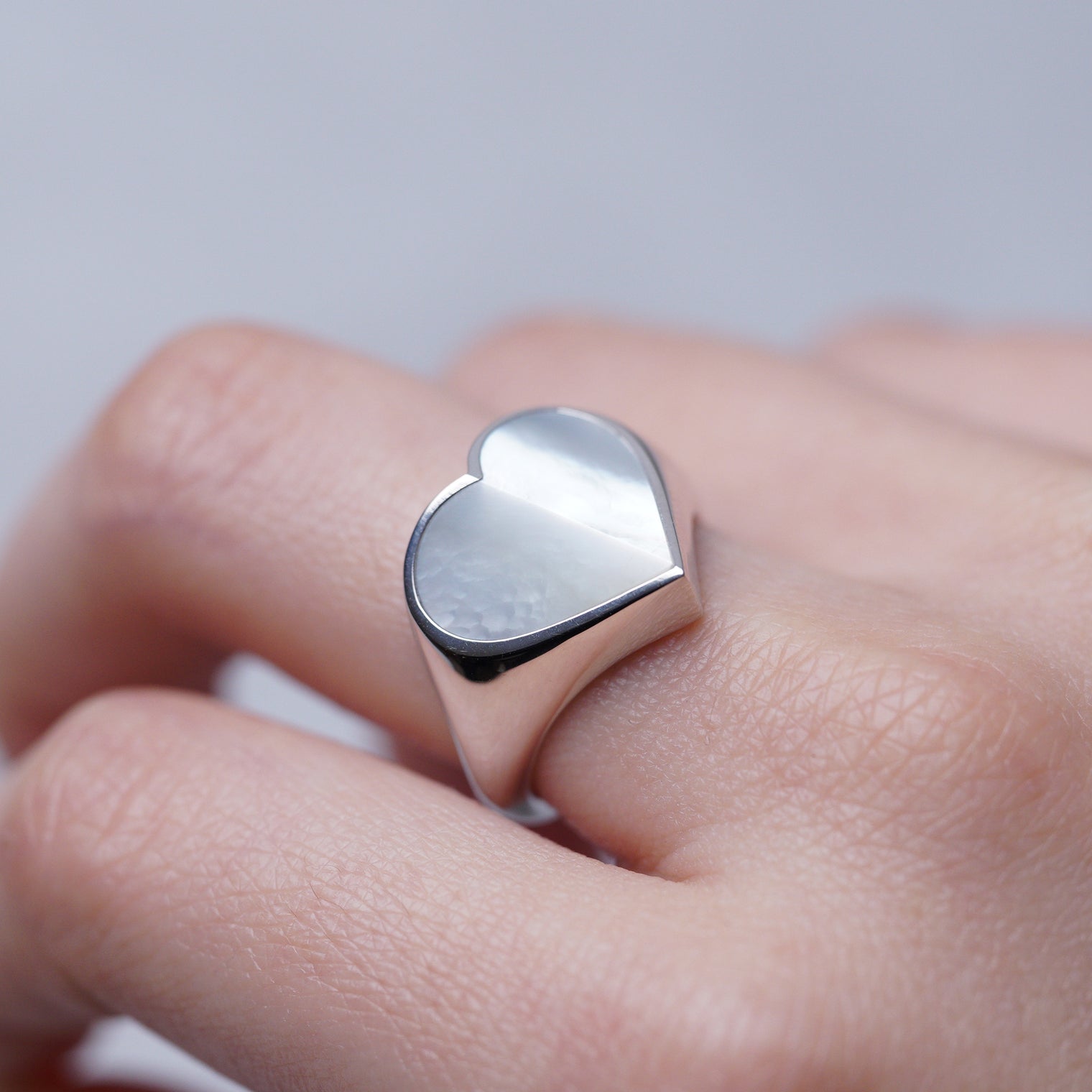Heart ring (Mother of pearl)