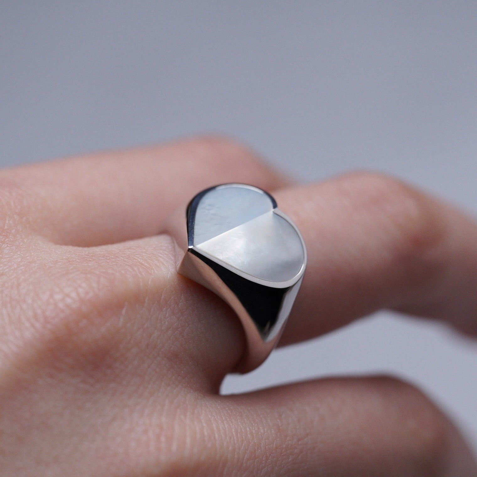 Heart ring (Mother of pearl)