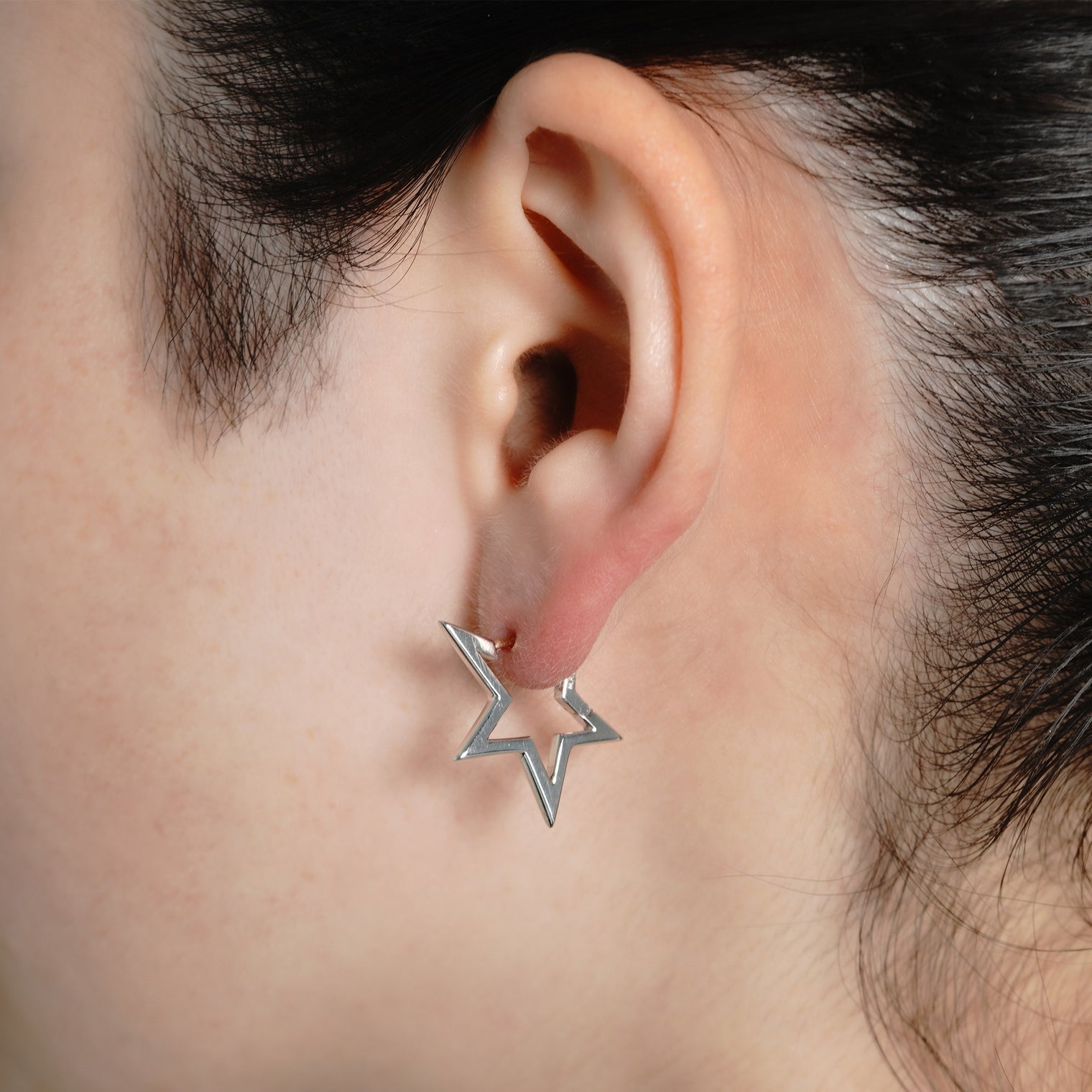 Hoop star pierced earring (Silver)