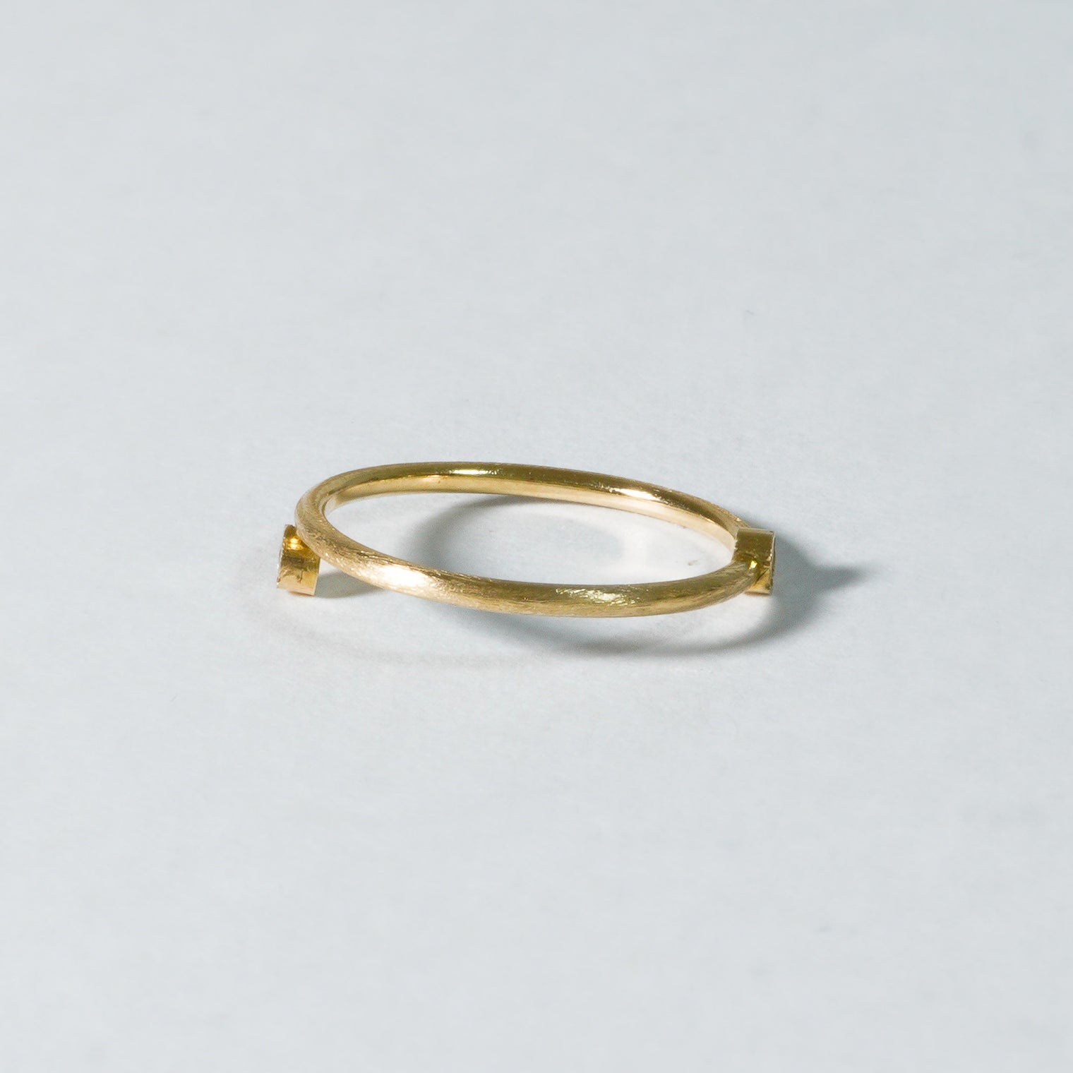 2 stones ring(cubic zirconia/gold)