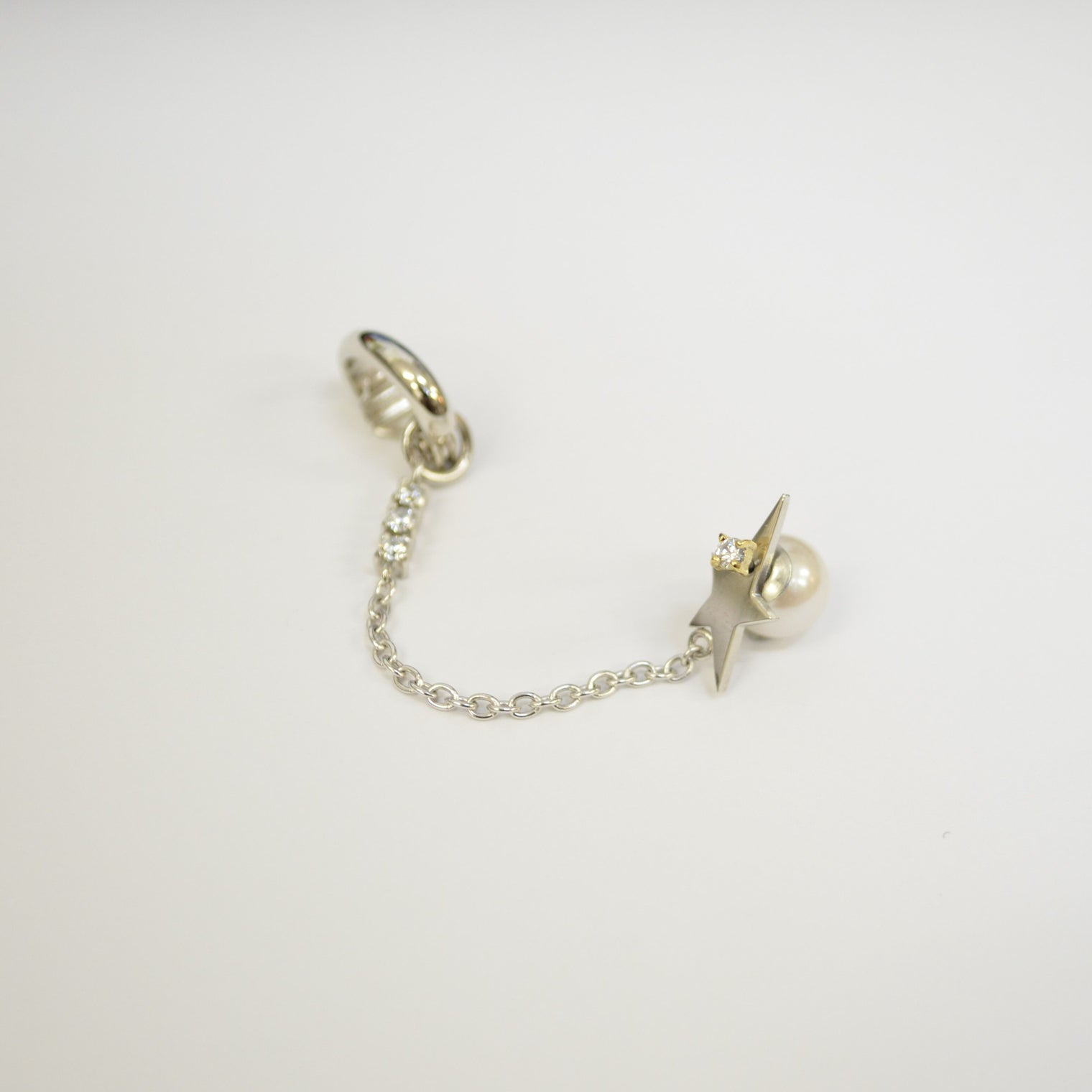 LIMITED COLLECTION【silver star earring × pearl & cubic zirconia pierced earring 】