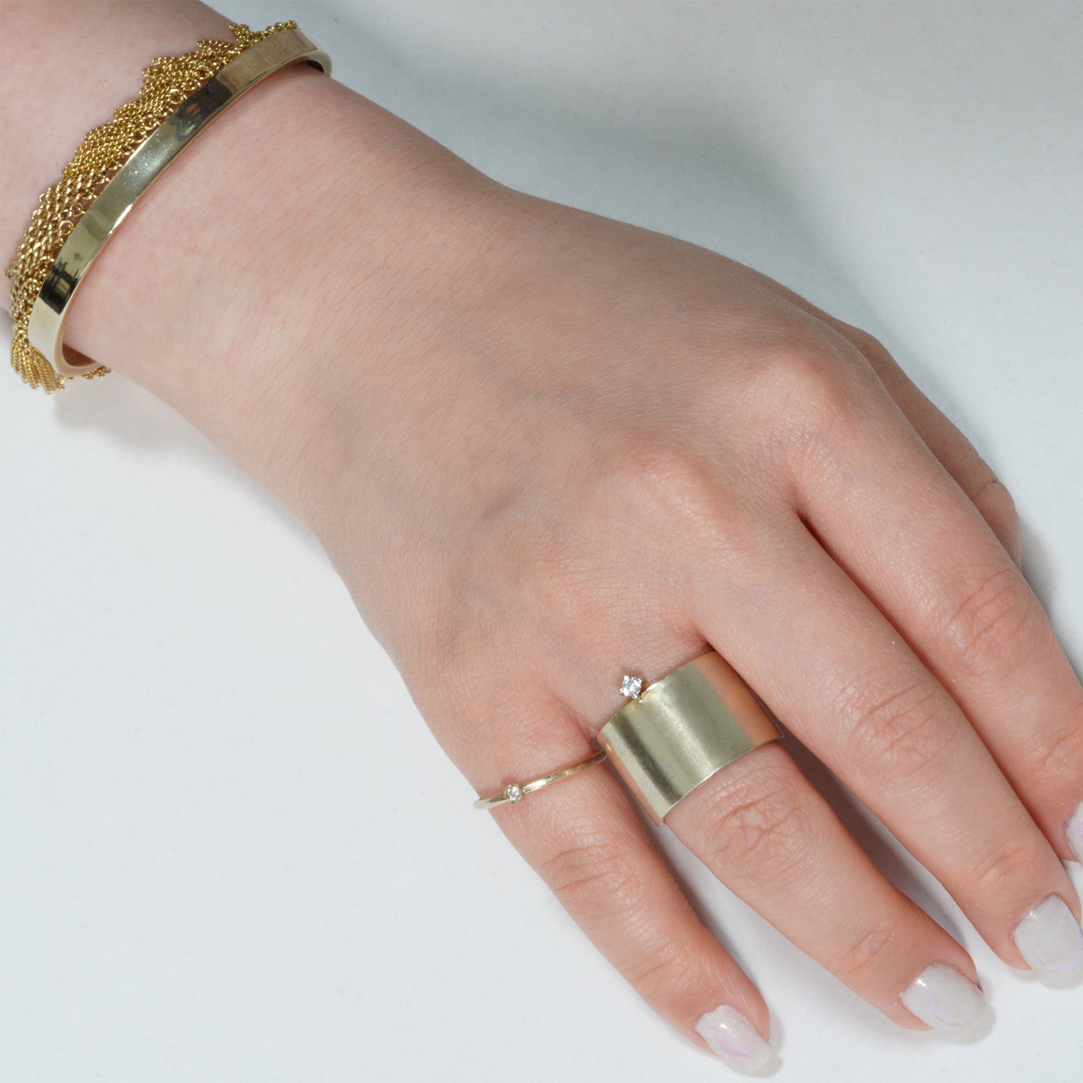 ring motif point ring (cubic zirconia / gold)