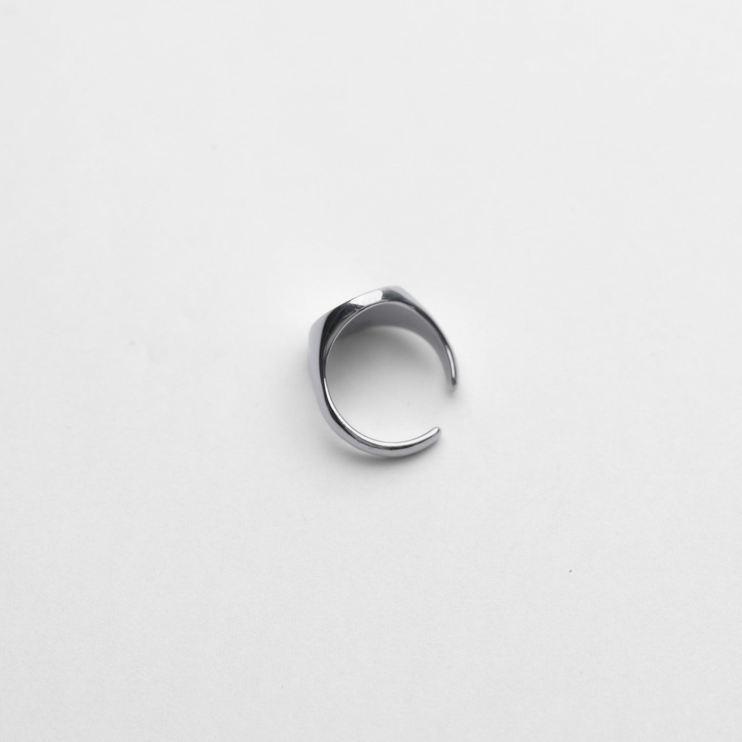 Signet ear cuff (silver) / (gold)