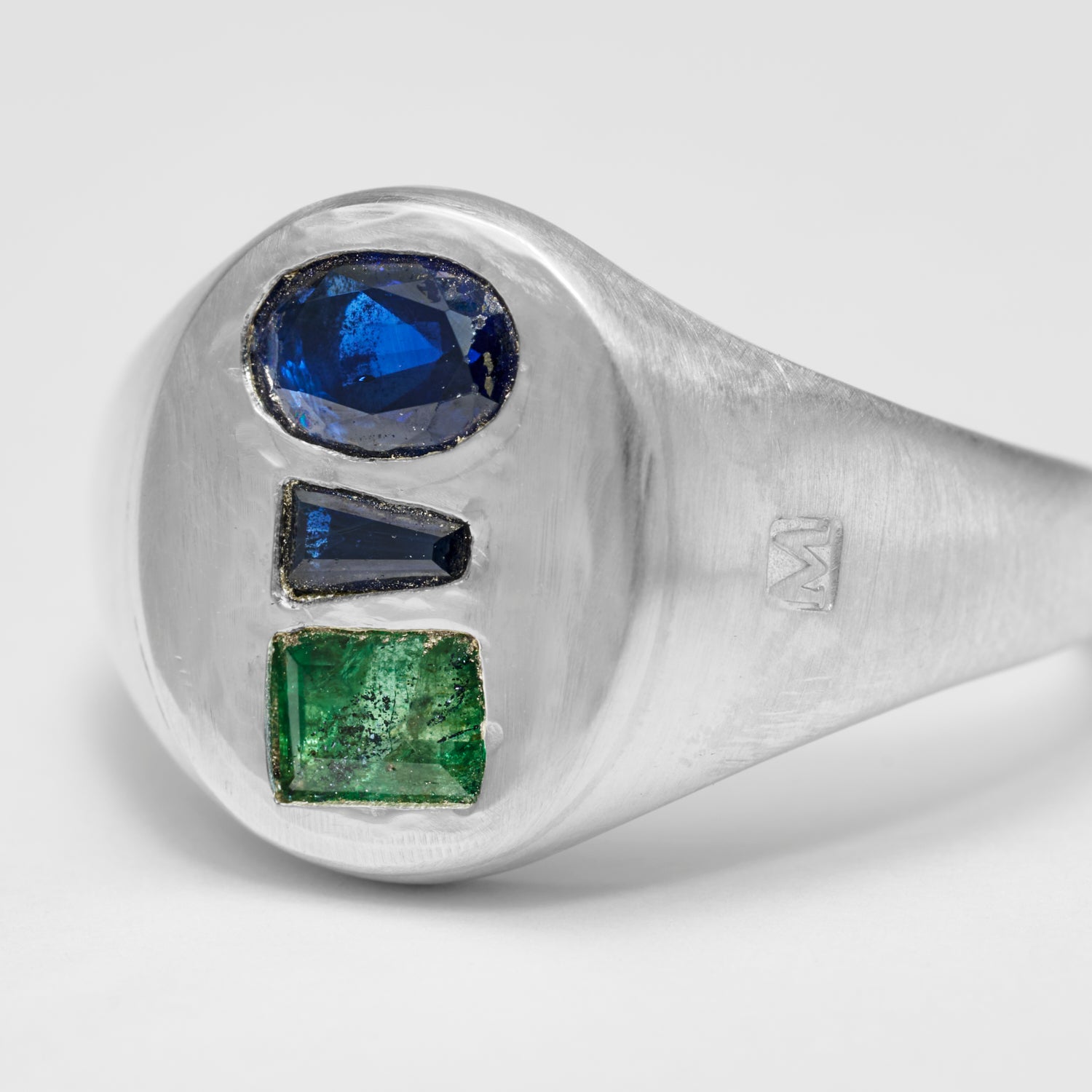 【 NEW 】Gem signet ring