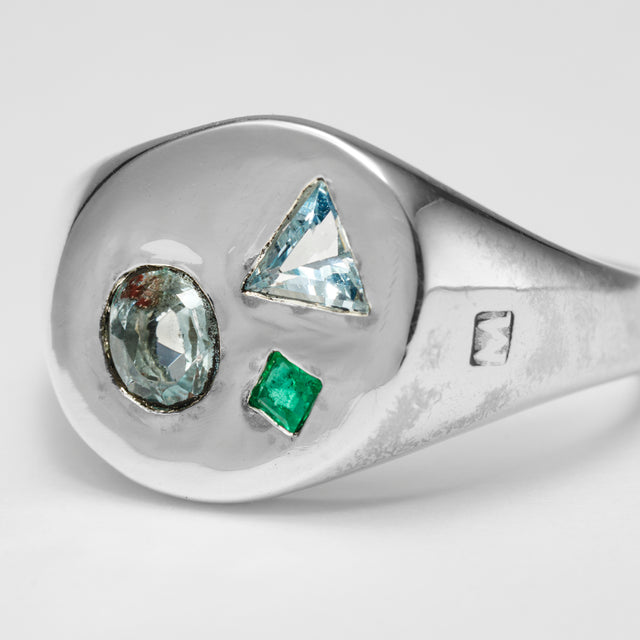 Gem signet ring