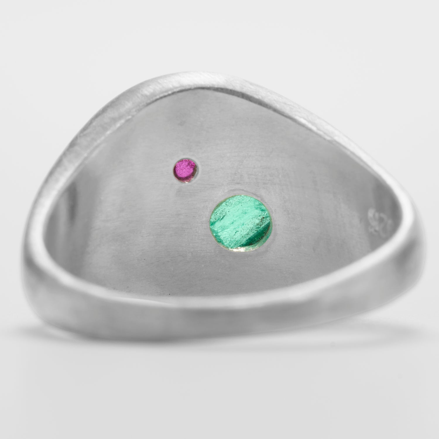 【 NEW 】Gem signet ring
