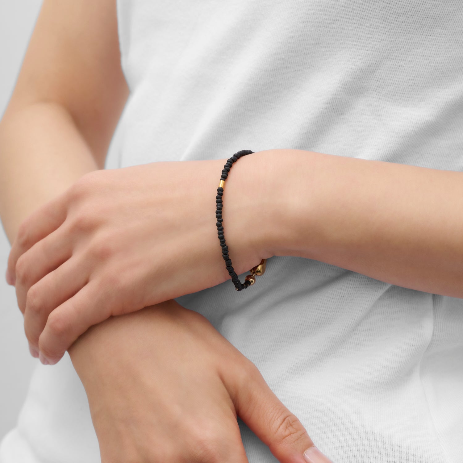 LIMITED COLLECTION 【Black Line Bracelet】