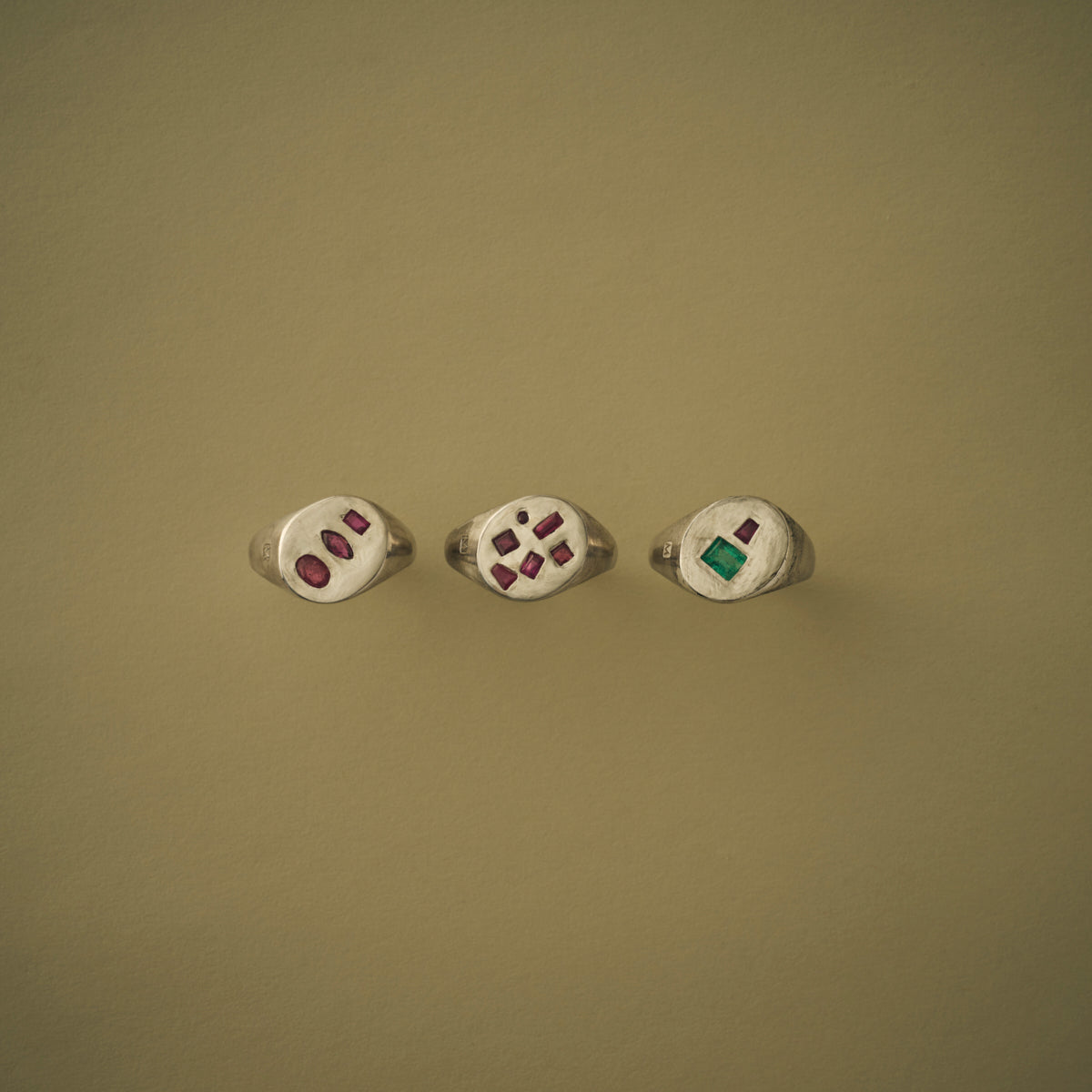 【 NEW 】Gem signet ring