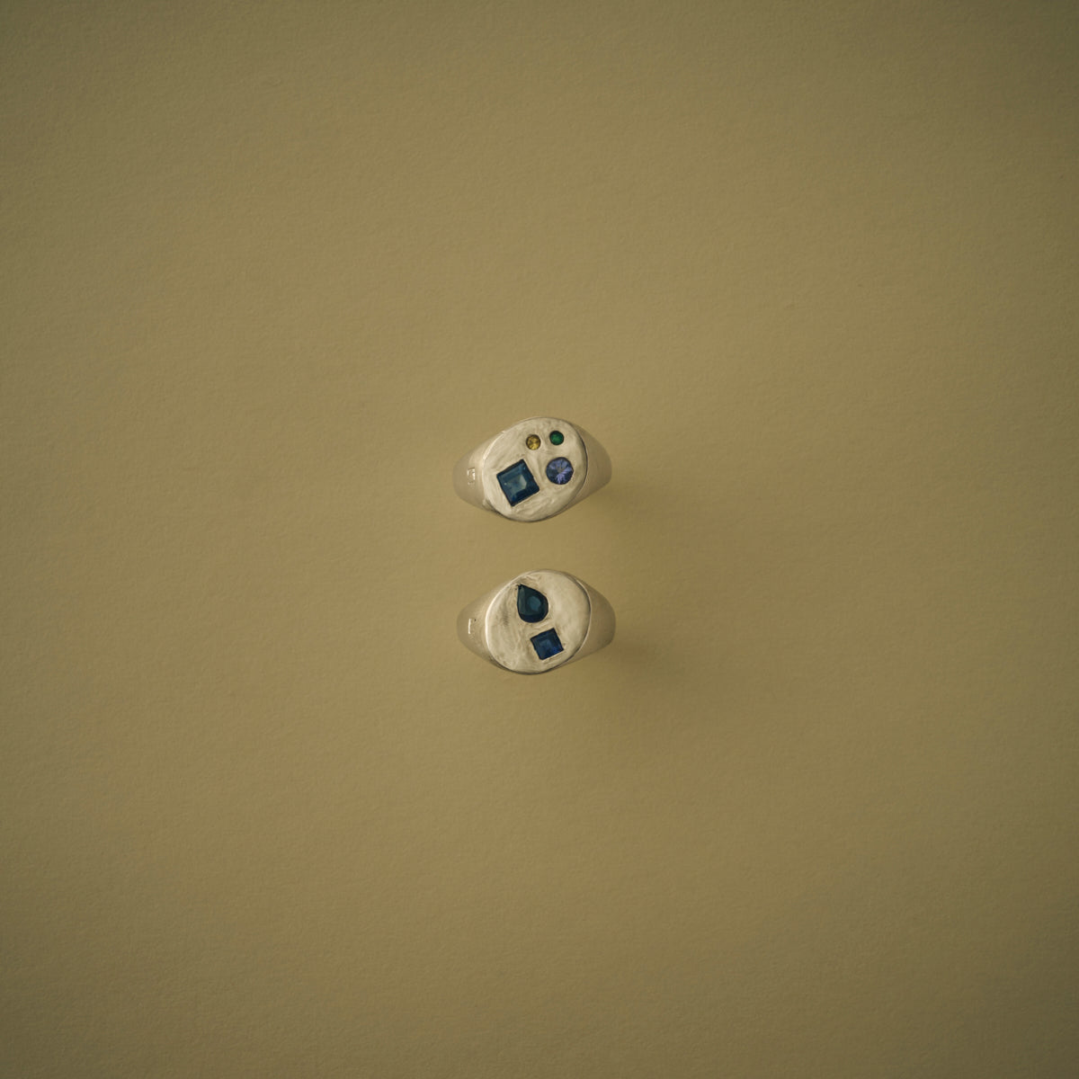 【 NEW 】Gem signet ring