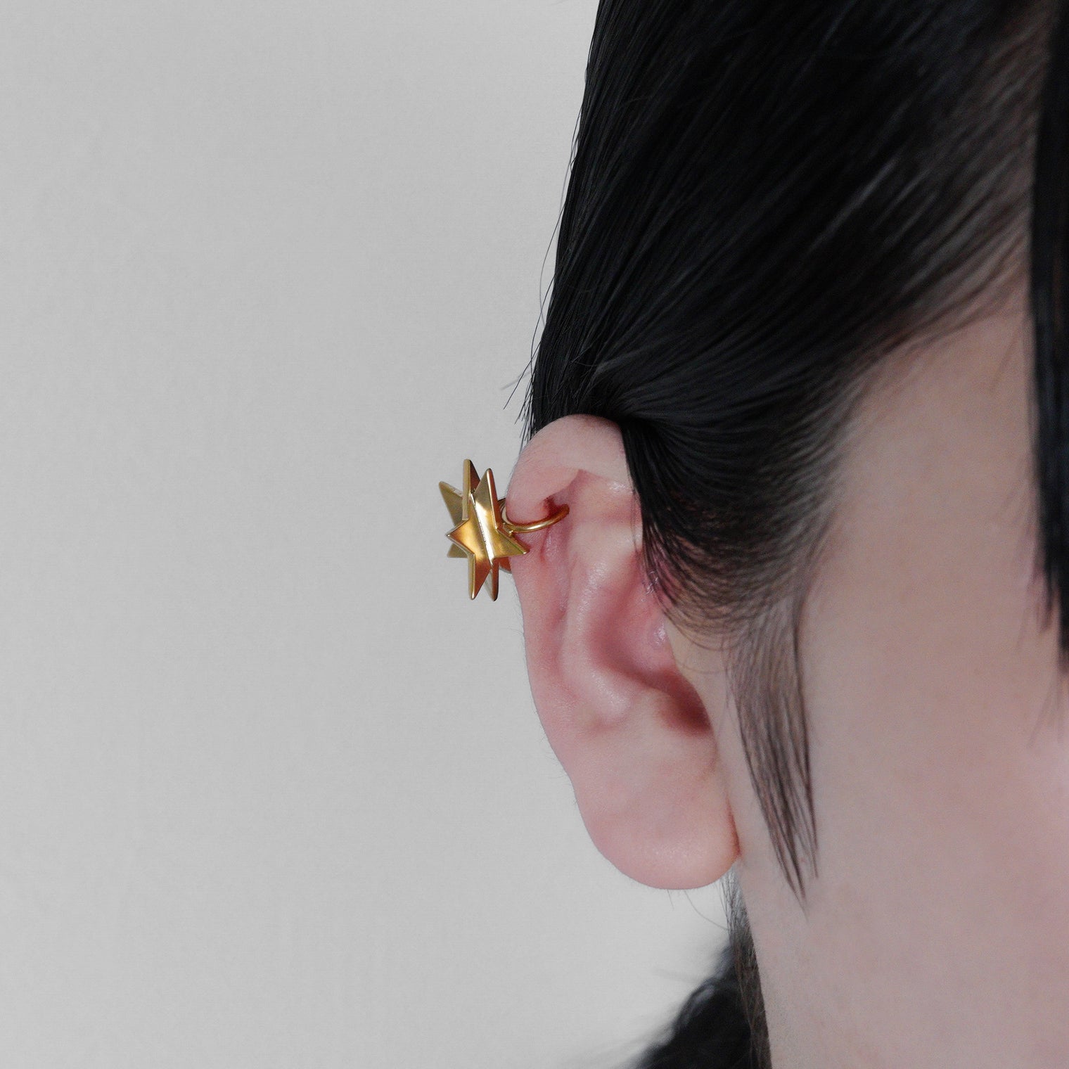 Star ear cuff (cubic star/gold)