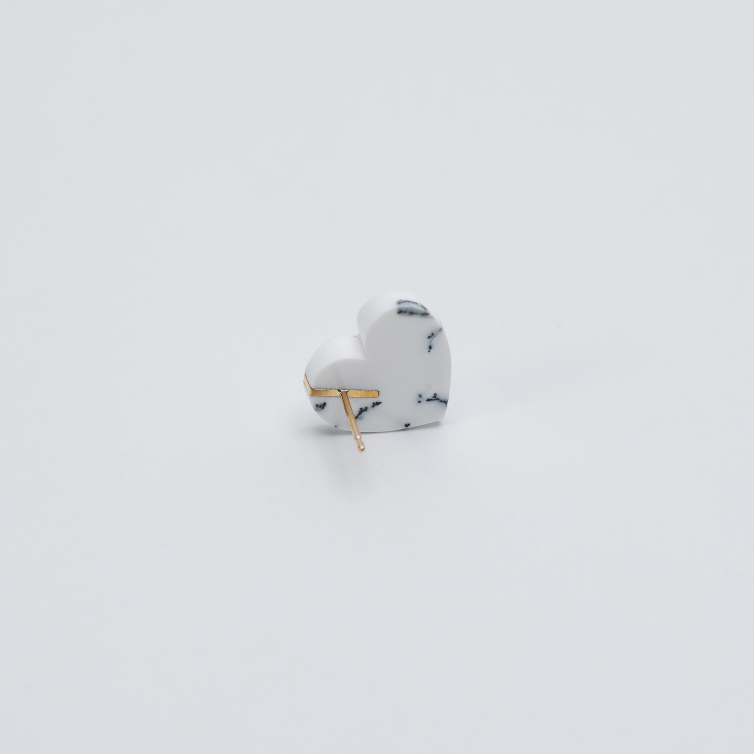 【 One of a kind 】Heart pierced earring (Dendritic opal / K10 post)