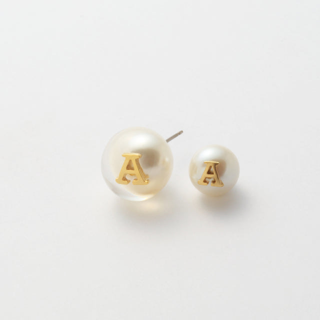 Initial inclusion pierce (white)