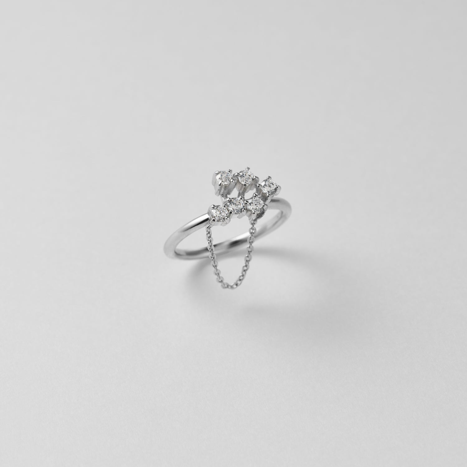 6 stones single ring