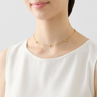 Station necklace