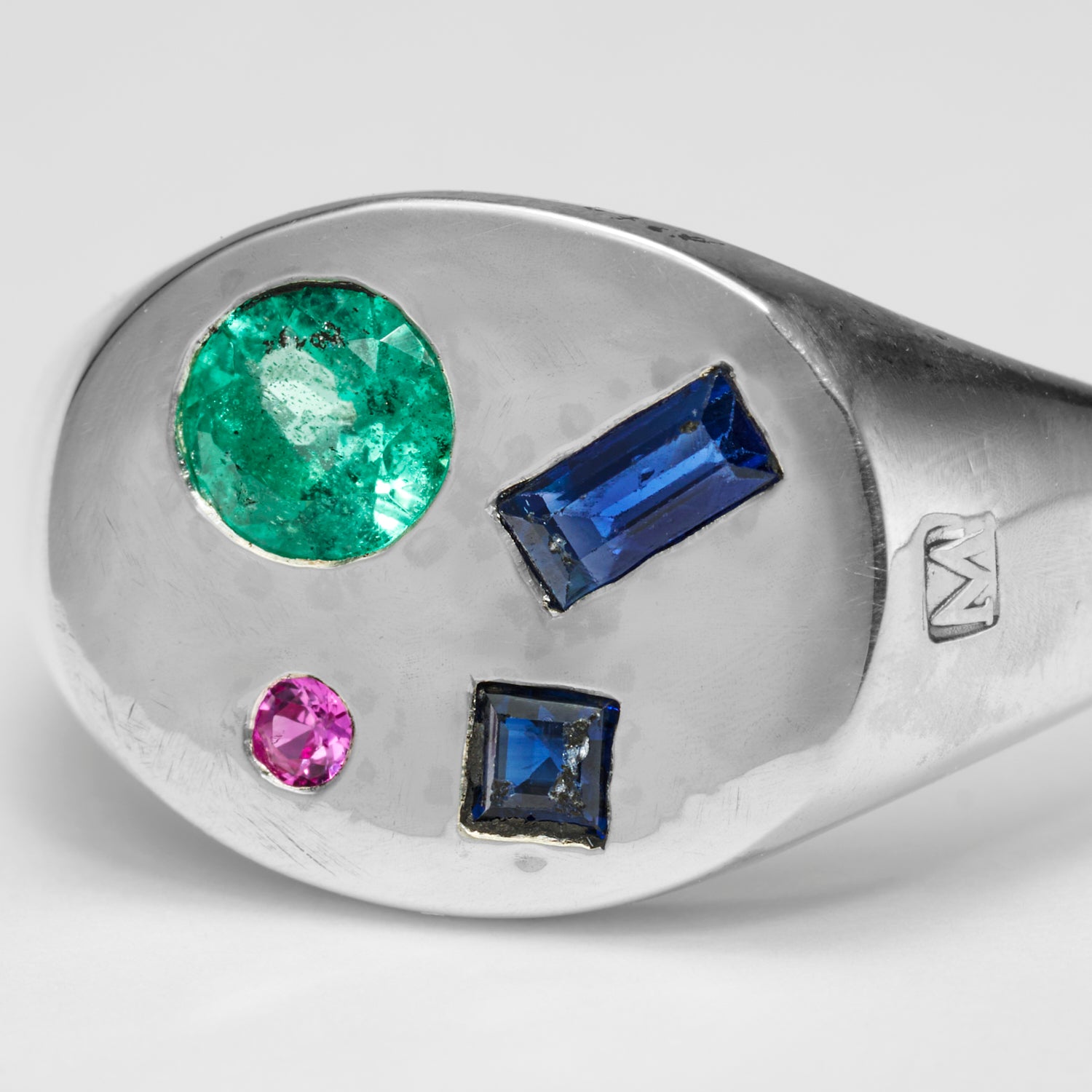 【 NEW 】Gem signet ring