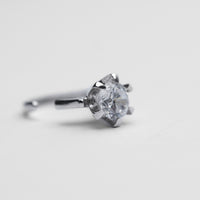 ring motif ear cuff (silver /cubic zirconia)