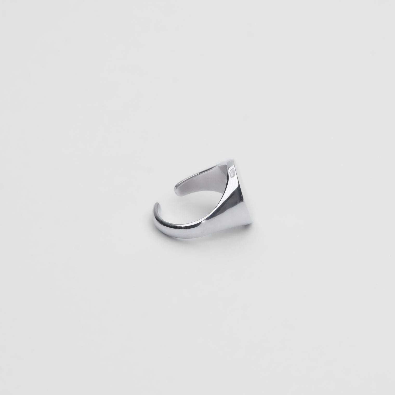 Signet ear cuff (silver) / (gold)
