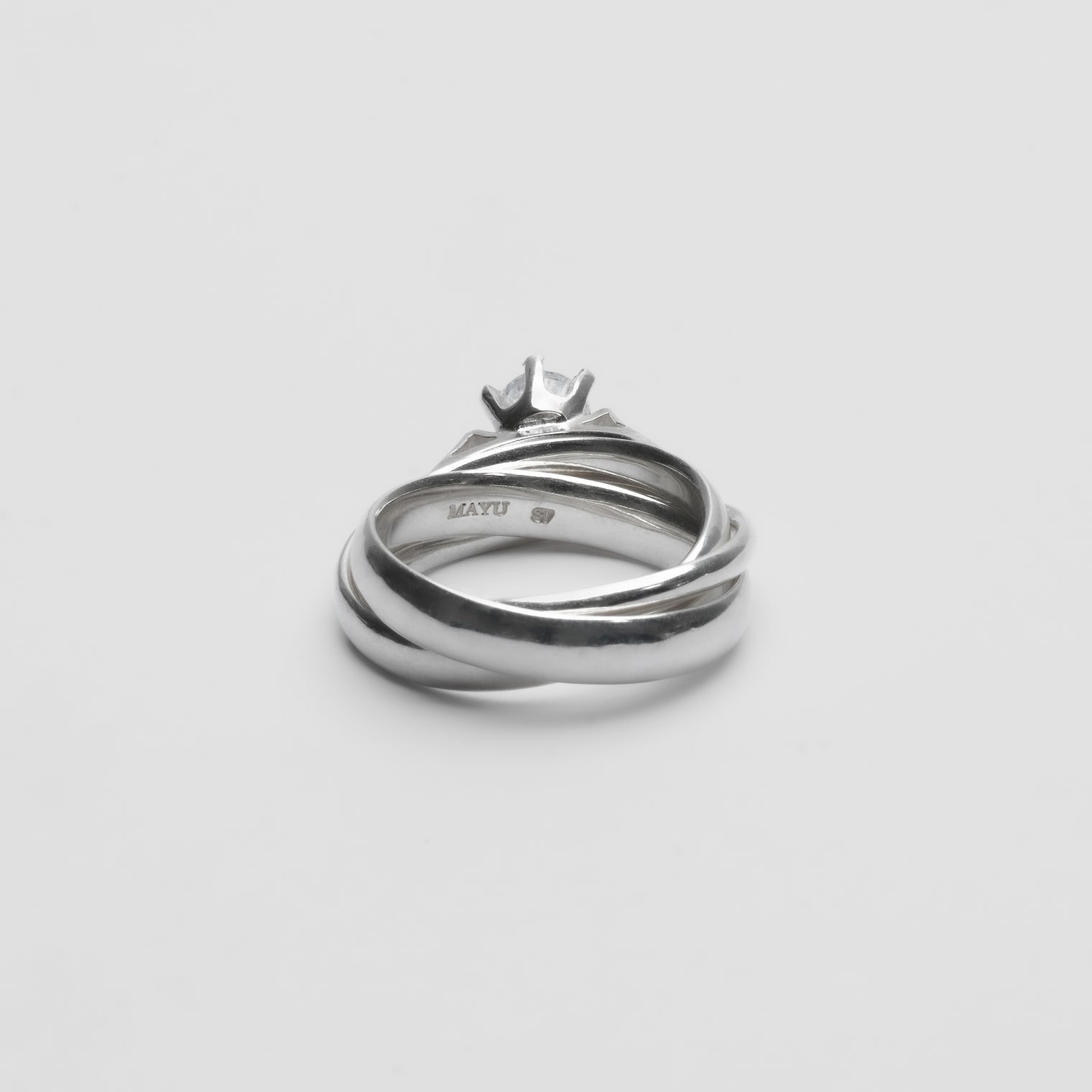 Triple ring solitaire