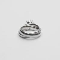 Triple ring solitaire