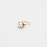 ring motif ear cuff (gold /pearl)