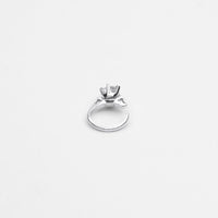 ring motif ear cuff (silver /cubic zirconia)
