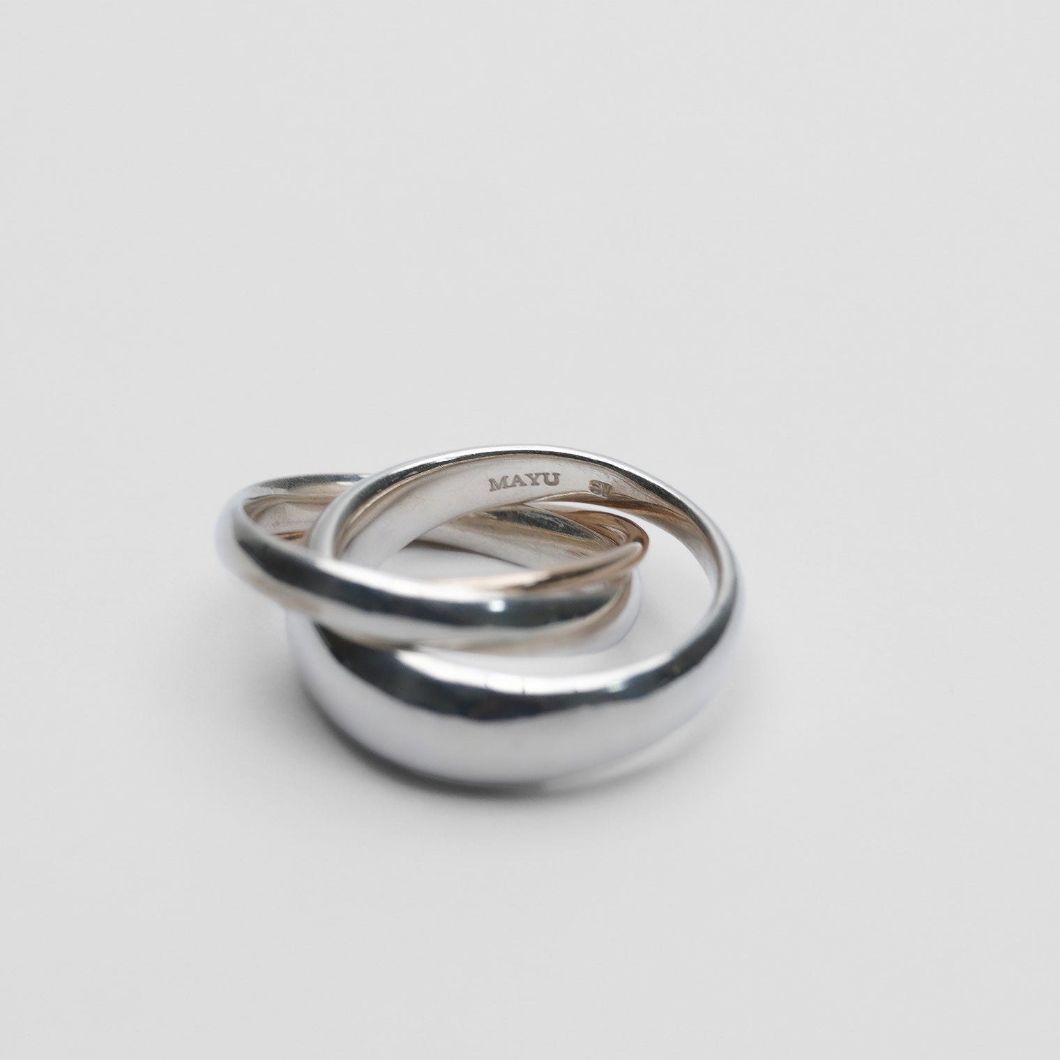 Triple ring  plump / k10