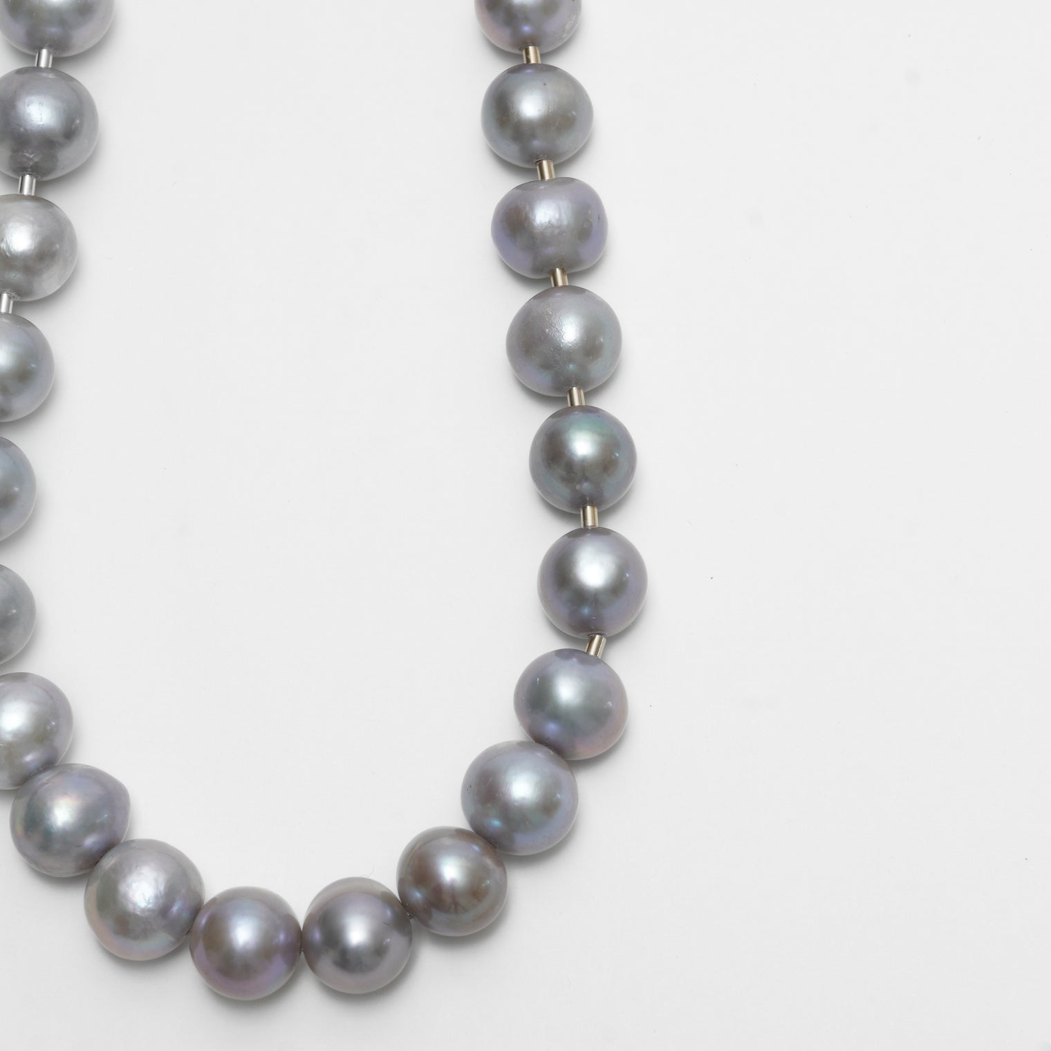 LIMITED COLLECTION【Freshwater pearl ball chain necklace (Gray)】