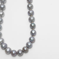 LIMITED COLLECTION【Freshwater pearl ball chain necklace (Gray)】