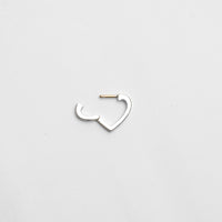 Hoop heart pierced earring (tiny / silver)
