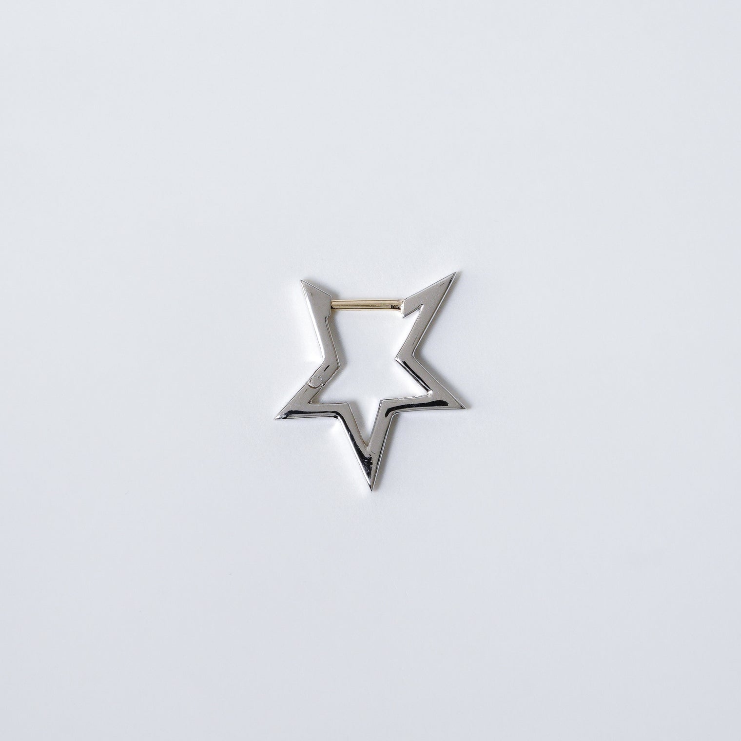 Hoop star pierced earring (Silver)