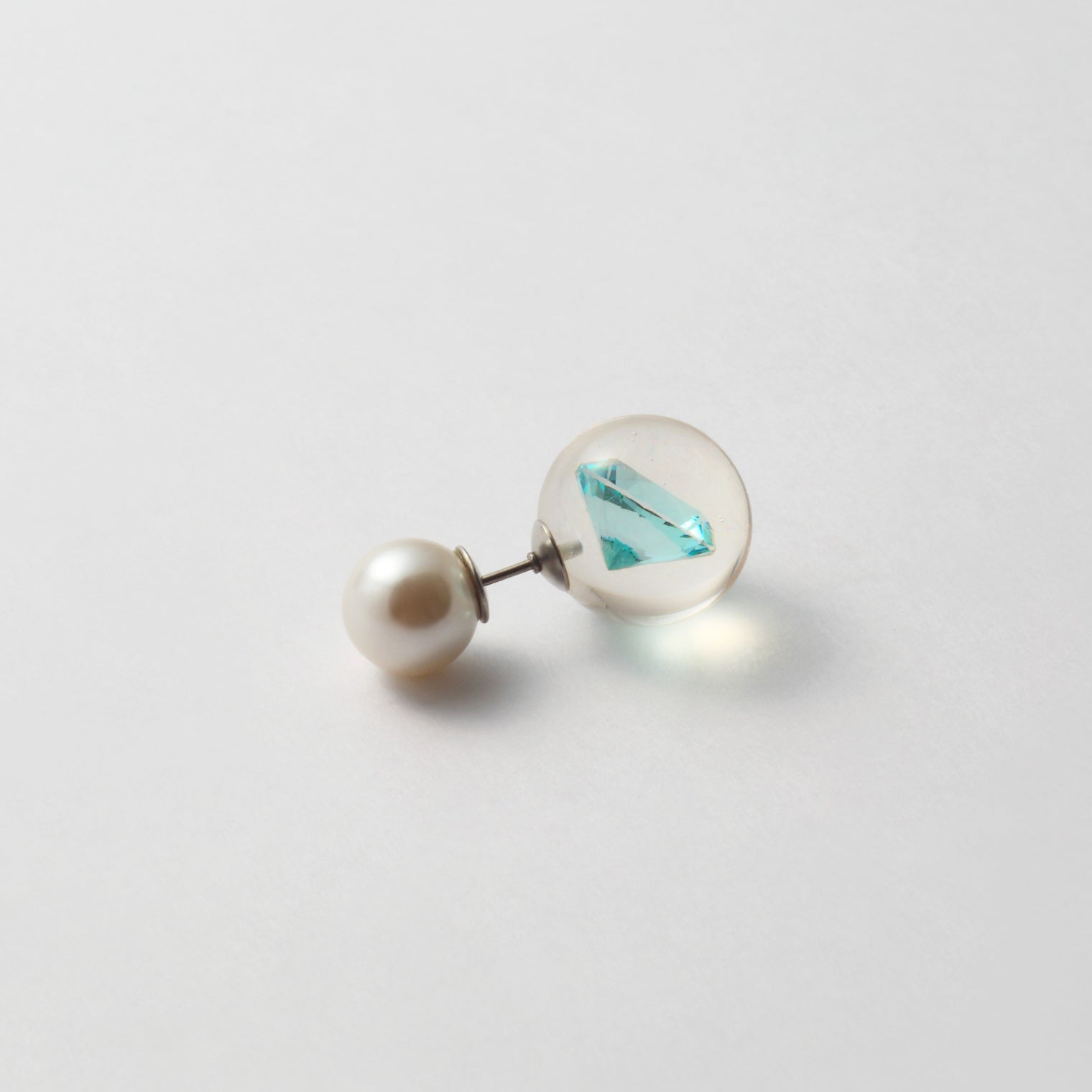 inclusion pierce (cubic zirconia / blue)